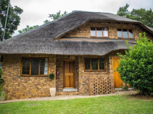  Vacation Hub International | Inyamatane 227B Kruger Park Lodge Main
