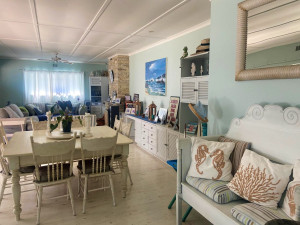  Vacation Hub International | Leisure Island Beach Home Main