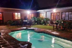  Vacation Hub International | Asante Sana Amanzimtoti Guesthouse Main