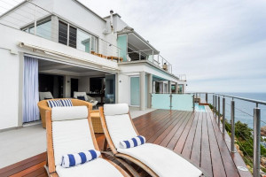  Vacation Hub International | Head over Hills Knysna Main