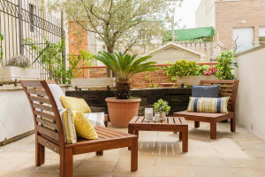  Vacation Hub International | House by Pillow Main