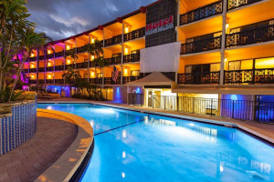 Vacation Hub International | Royal Beach Palace Main