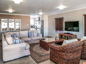  Vacation Hub International | Langebaan Holiday Homes - St Louis Langebaan Main