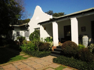  Vacation Hub International | Brooks Cottage Main