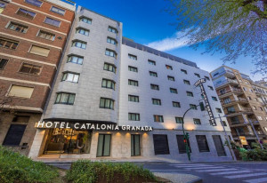  Vacation Hub International | Catalonia Granada Main