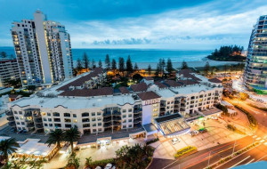  Vacation Hub International | Oaks Gold Coast Calypso Plaza Suites Main