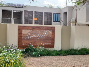  Vacation Hub International | Avonlea Guesthouse Main