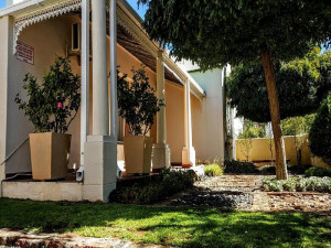  Vacation Hub International | Dorpshuis Guesthouse Main