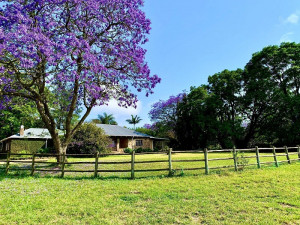  Vacation Hub International | The Stone House Main
