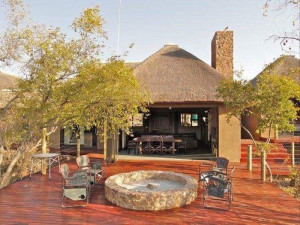  Vacation Hub International | Waddem bushlodge accommodation Main