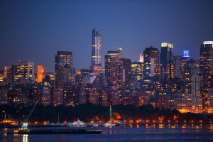  Vacation Hub International | Courtyard by Marriott Edgewater NYC Area Main