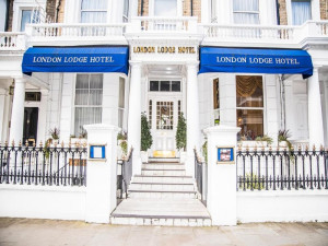  Vacation Hub International | London Lodge Hotel Main