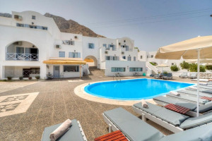  Vacation Hub International | Casa Iphigenia Main