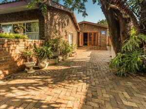  Vacation Hub International | Vision Home Self Catering accommodation Main
