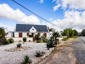  Vacation Hub International | Lady Grey Walk Mcgregor Cottage Main