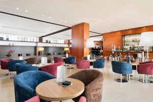  Vacation Hub International | Hotel Best Front Maritim Main