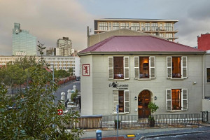  Vacation Hub International | The Signature luxury apartment Main