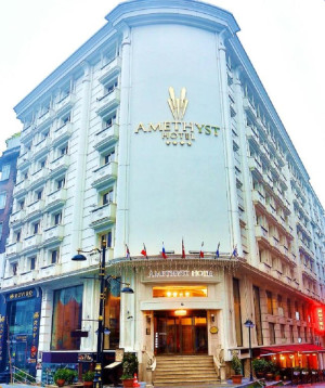  Vacation Hub International | Amethyst Hotel Main