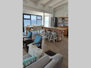 Vacation Hub International | Shimmering Sea Cottage Main