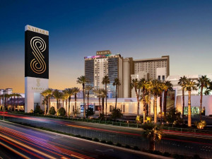  Vacation Hub International | SAHARA Las Vegas Main