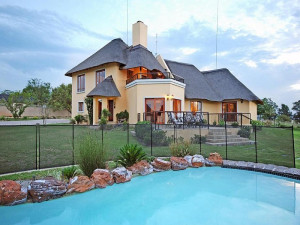  Vacation Hub International | Hoopoe Haven Guest House Main