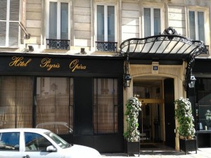  Vacation Hub International | Hotel Peyris Opera Main