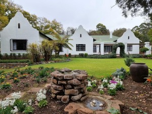  Vacation Hub International | Casalinga La Casa and Restaurant Main