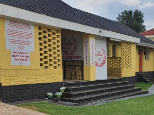  Vacation Hub International | Evelyn Place Main