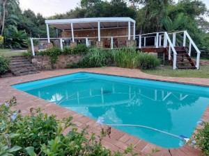  Vacation Hub International | The Lake House Main