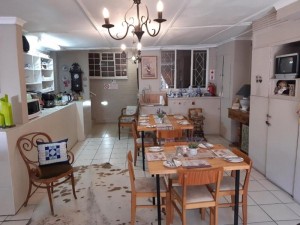  Vacation Hub International | Lavender Lane Ladysmith Main