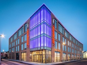  Vacation Hub International | Hampton By Hilton Blackpool Main
