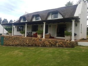  Vacation Hub International | Rosebury Cottage Main