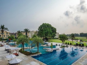  Vacation Hub International | Eastin Thana City Golf Resort Bangkok Main