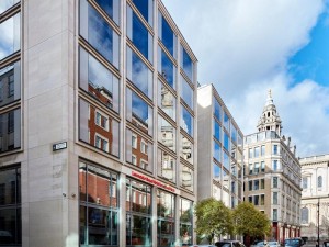  Vacation Hub International | Leonardo Royal London St Paul’s Main
