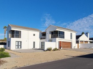  Vacation Hub International | The Starling Main