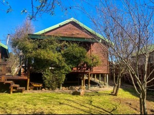  Vacation Hub International | Cinnamon & Sage Country Cabins Main