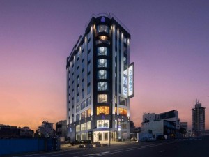  Vacation Hub International | Hotel MaRadha Colombo Main