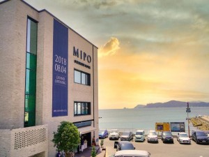  Vacation Hub International | Mipo Oceanside Hotel Main