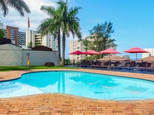  Vacation Hub International | 65OnLagoonDrive 5 sleeper Self-catering Unit Main