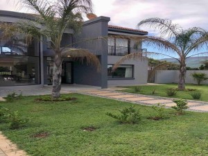  Vacation Hub International | Bella Casa Villa Main