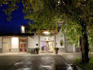  Vacation Hub International | UNAHOTELS Vittoria Firenze Main