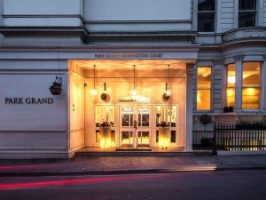  Vacation Hub International | Park Grand Paddington Court Main