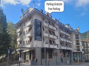  Vacation Hub International | Hotel Mesón de Ainsa Main