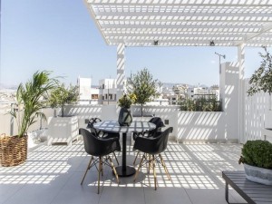  Vacation Hub International | Gallery Suites & Residences Main
