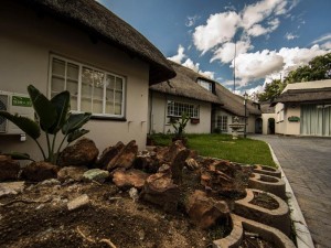  Vacation Hub International | Kingfisher Lodge Johannesburg Main