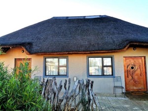  Vacation Hub International | Monakaladi Gardens Accommodation Main