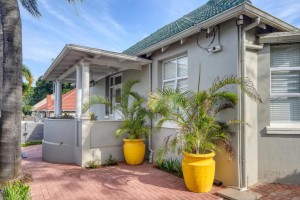  Vacation Hub International | Hampton Collection Main