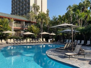  Vacation Hub International | Catamaran Resort Hotel and Spa Main