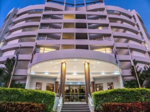  Vacation Hub International | DoubleTree by Hilton Cairns Main