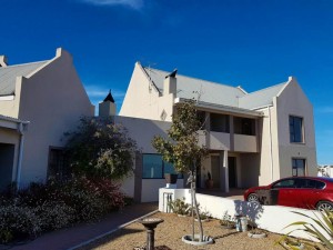  Vacation Hub International | Bahama Self-Catering Long Acres Main